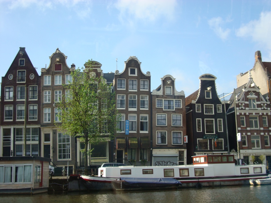 AmsterdamRhineRiver037s.jpg