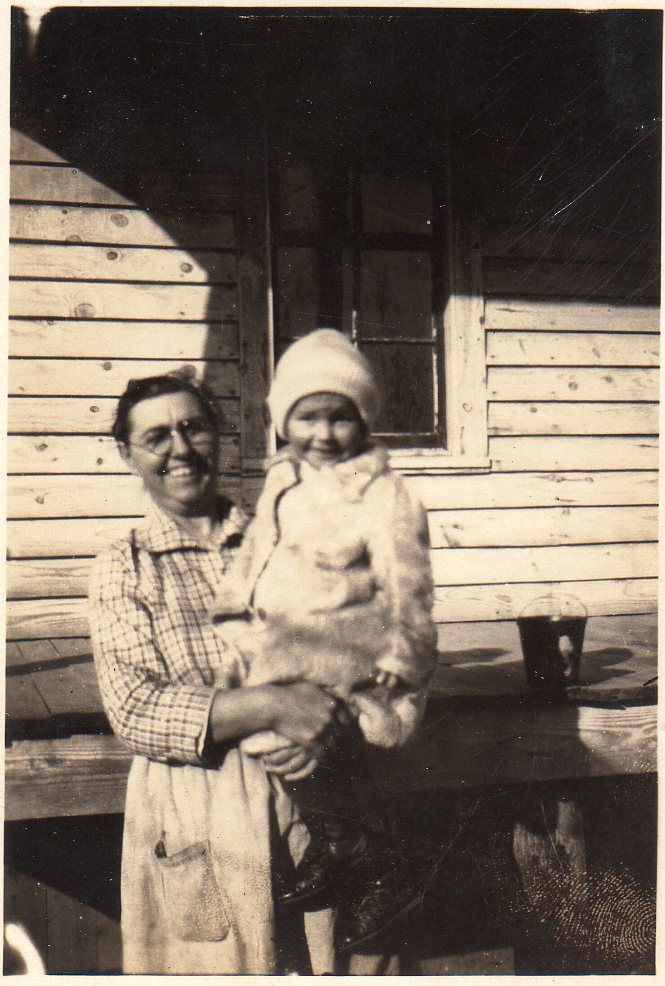 George__Arta__Irene__Landrum__Wilma__Louie__Charles_E..jpg