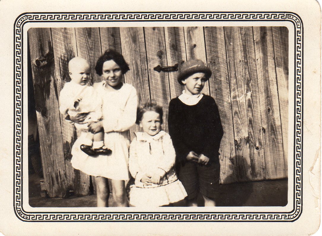 George__Arta__Irene__Landrum__Wilma__Louie__Charles_E..jpg