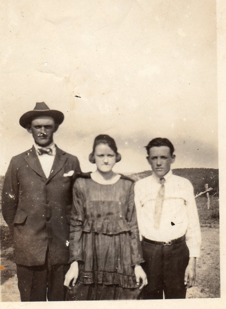 George__Arta__Irene__Landrum__Wilma__Louie__Charles_E..jpg